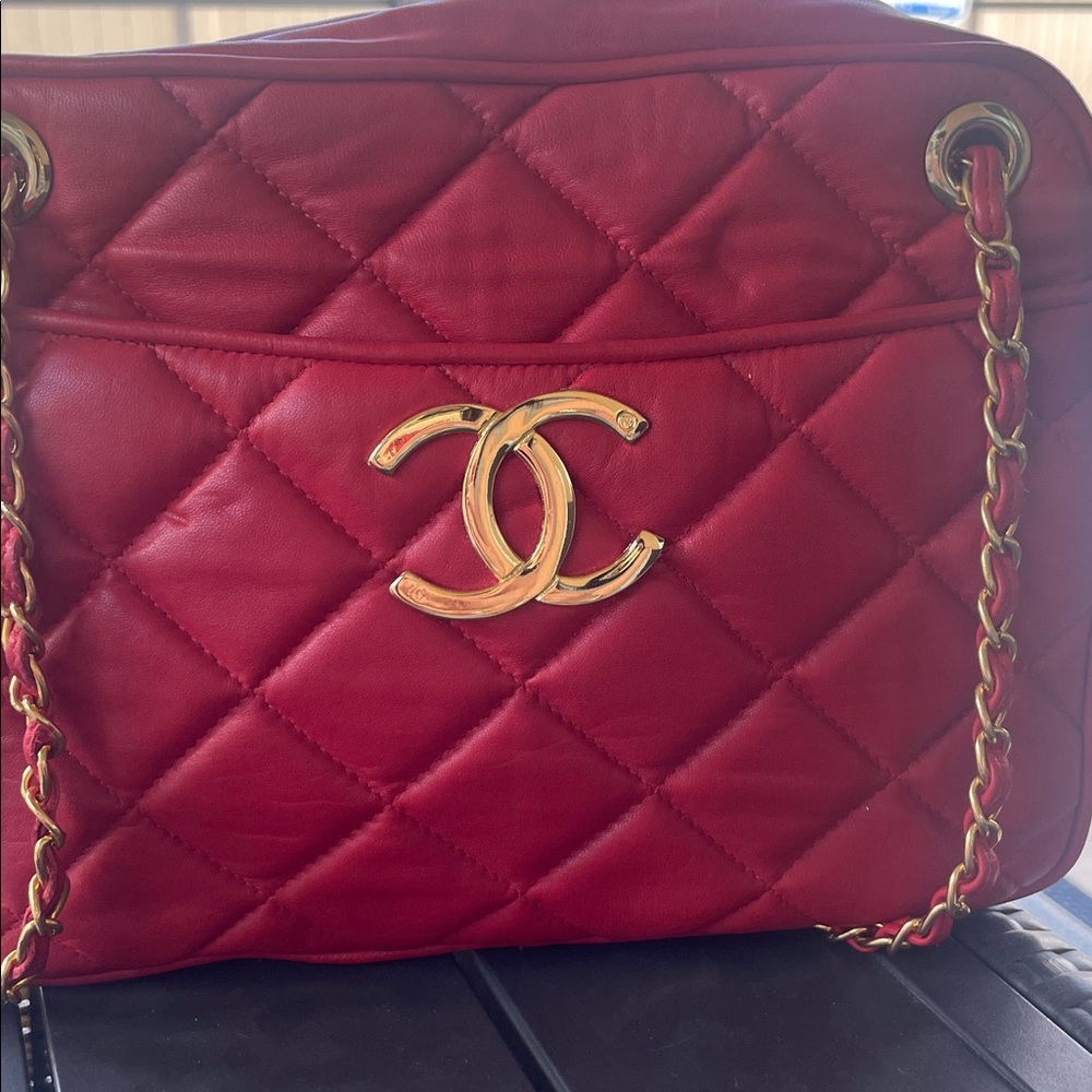 Quilted genuine leather red purse with matching heels - Picture 6 of 12
